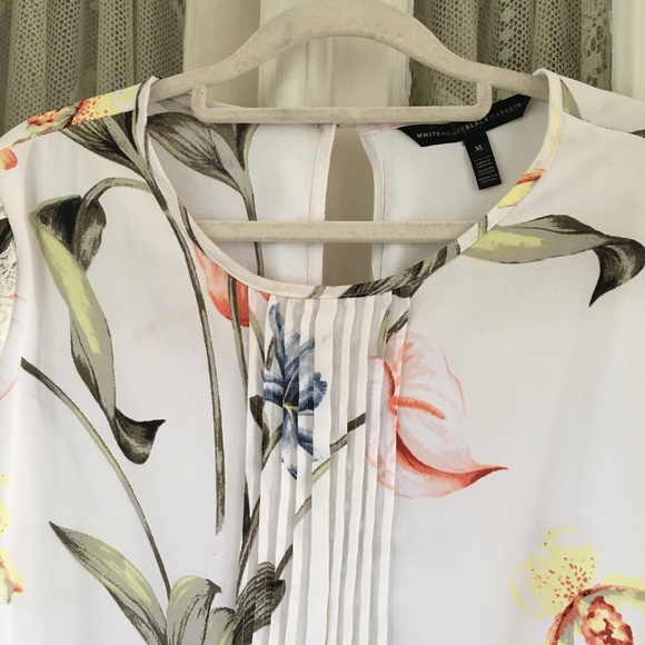 Host Pick! WHBM Floral Print Blouse - Medium - Picture 2 of 7